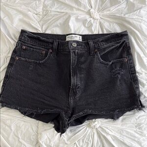 2/$18 Abercrombie & Fitch The Mom High Rise Women's Black Denim Shorts size 29